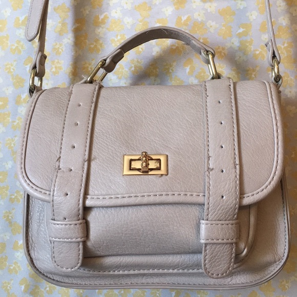 FOREVER 21 Patent leather crossbody handbag - Picture 2 of 7